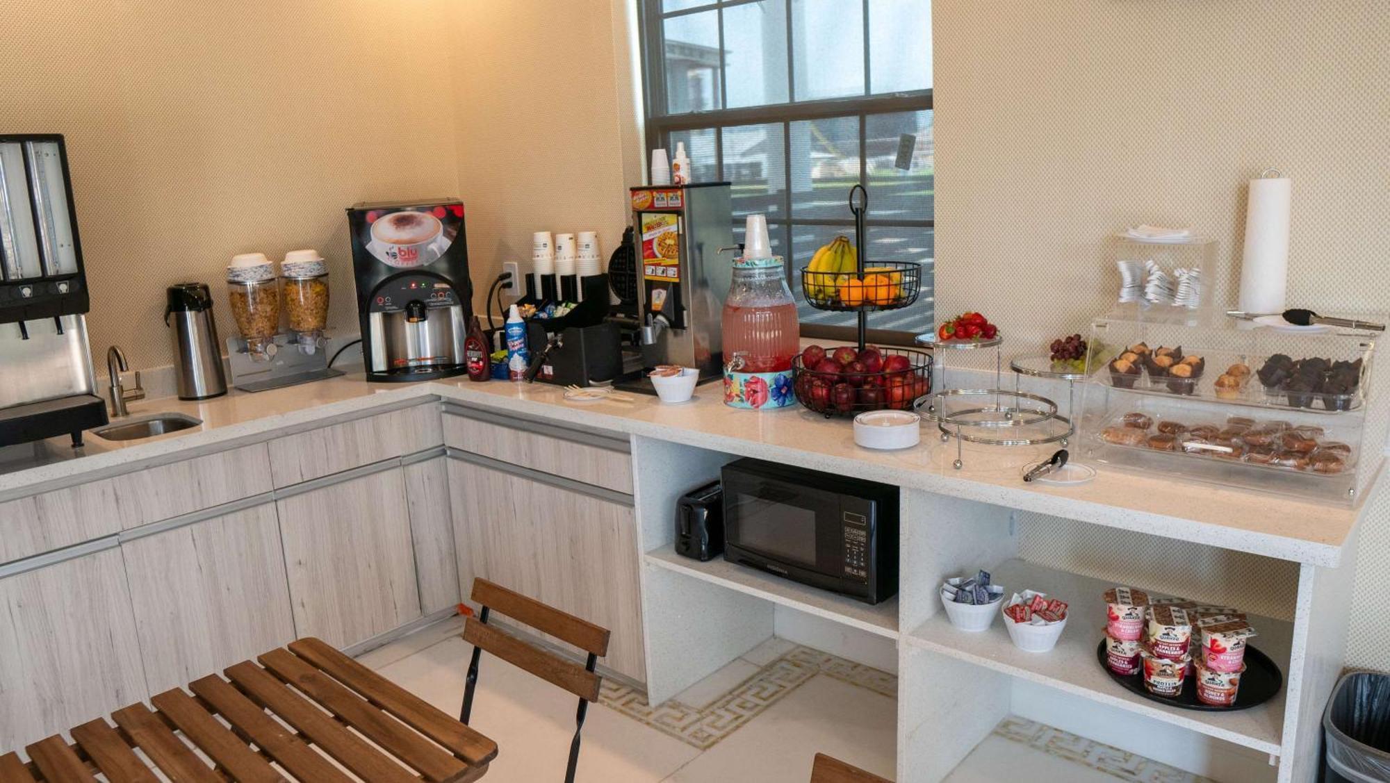 Surestay Hotel By Best Western Houston Southeast South Houston Esterno foto